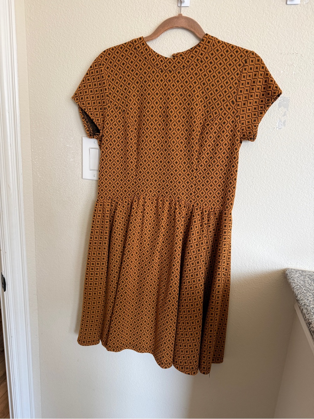 Xhilaration Rust Geometric Short Sleeve Mini Dress